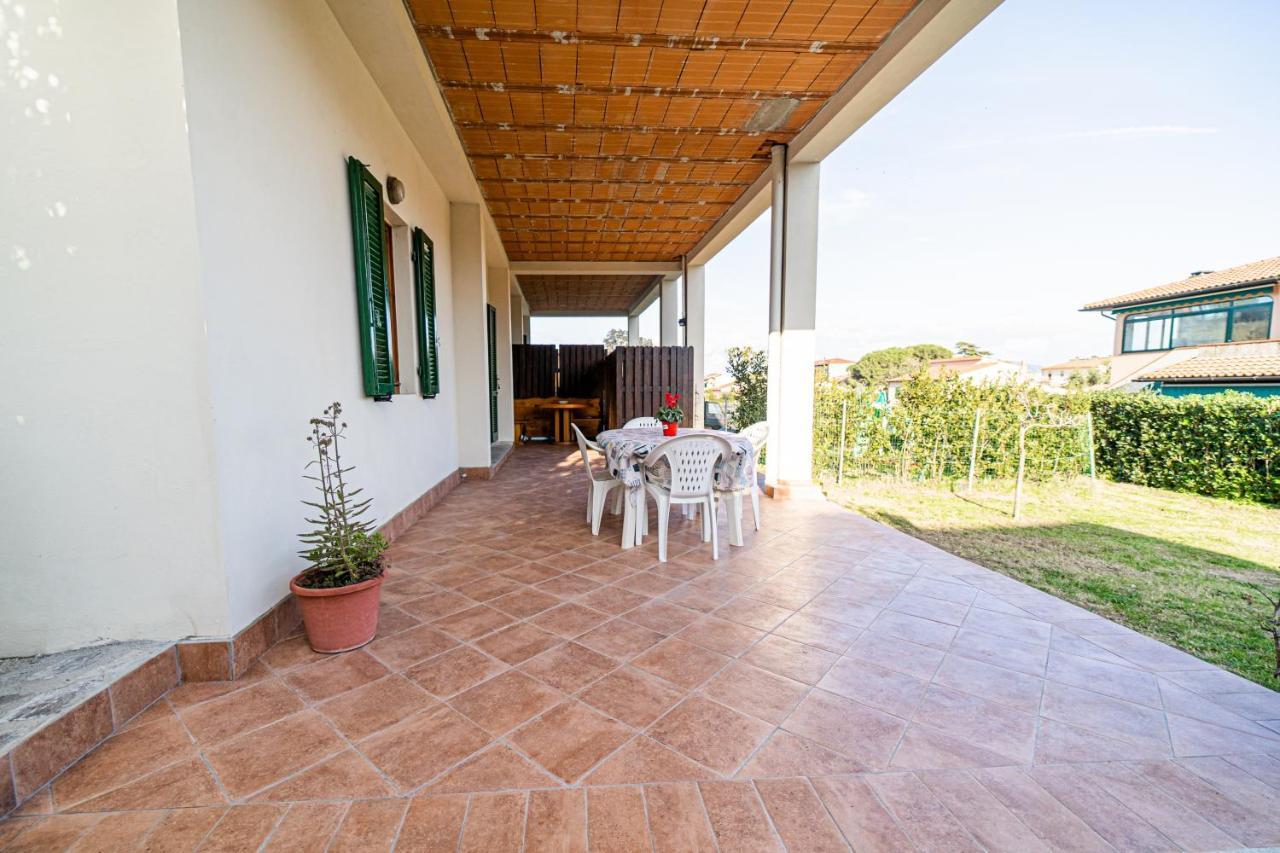 Apartamento Bilocale Lo Scoglio - Goelba Portoferraio Exterior foto